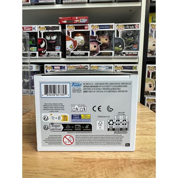 OFFICIAL WONDERCON STICKER Bartholomew Kuma Funko Pop #1876 One Piece Anime TV - Picture 6 of 6